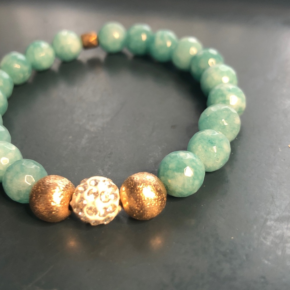 Gold Accent Aqua Bead Stretch Bracelet